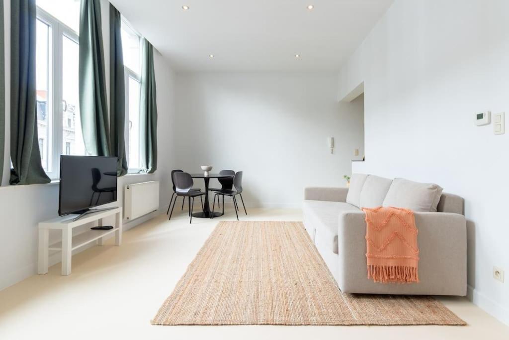 Bright, Spacious Apartments & Perfectly Located In The Heart Of Gent Exterior foto